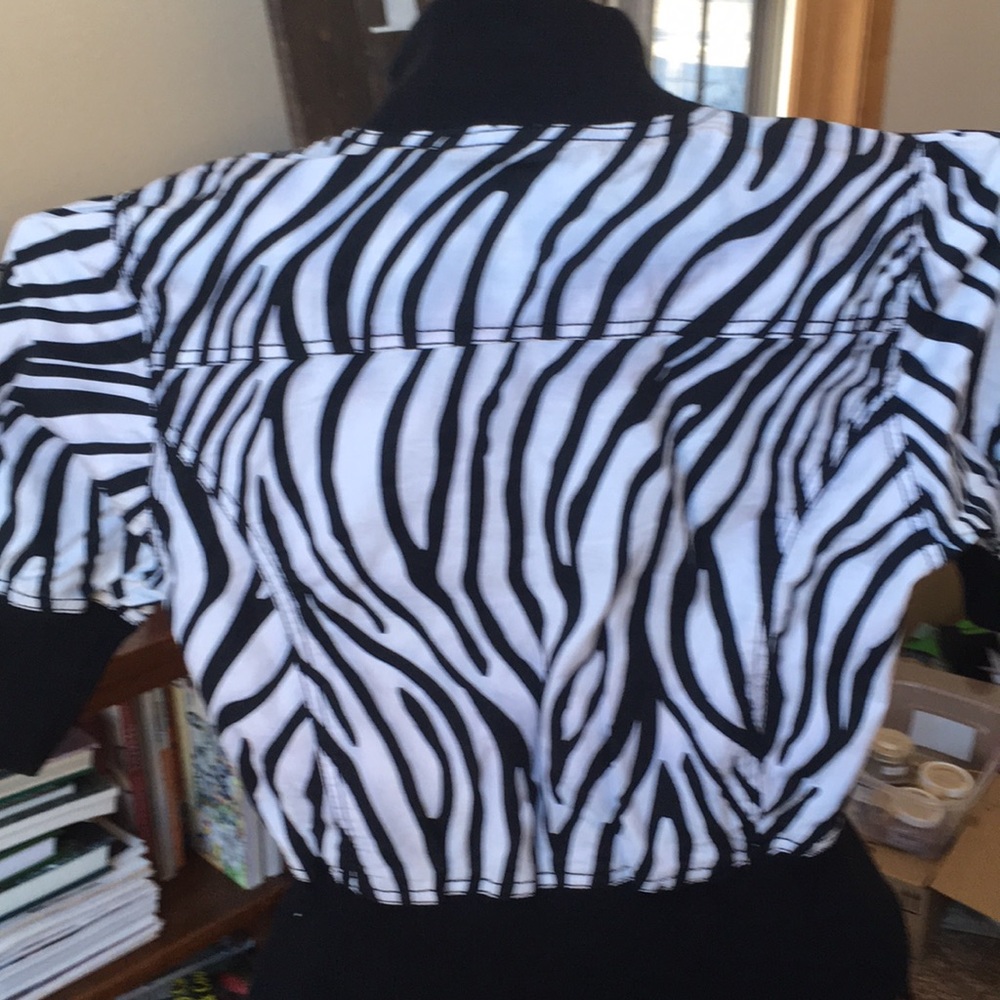 Zebra print jacket - Picture 2 of 2